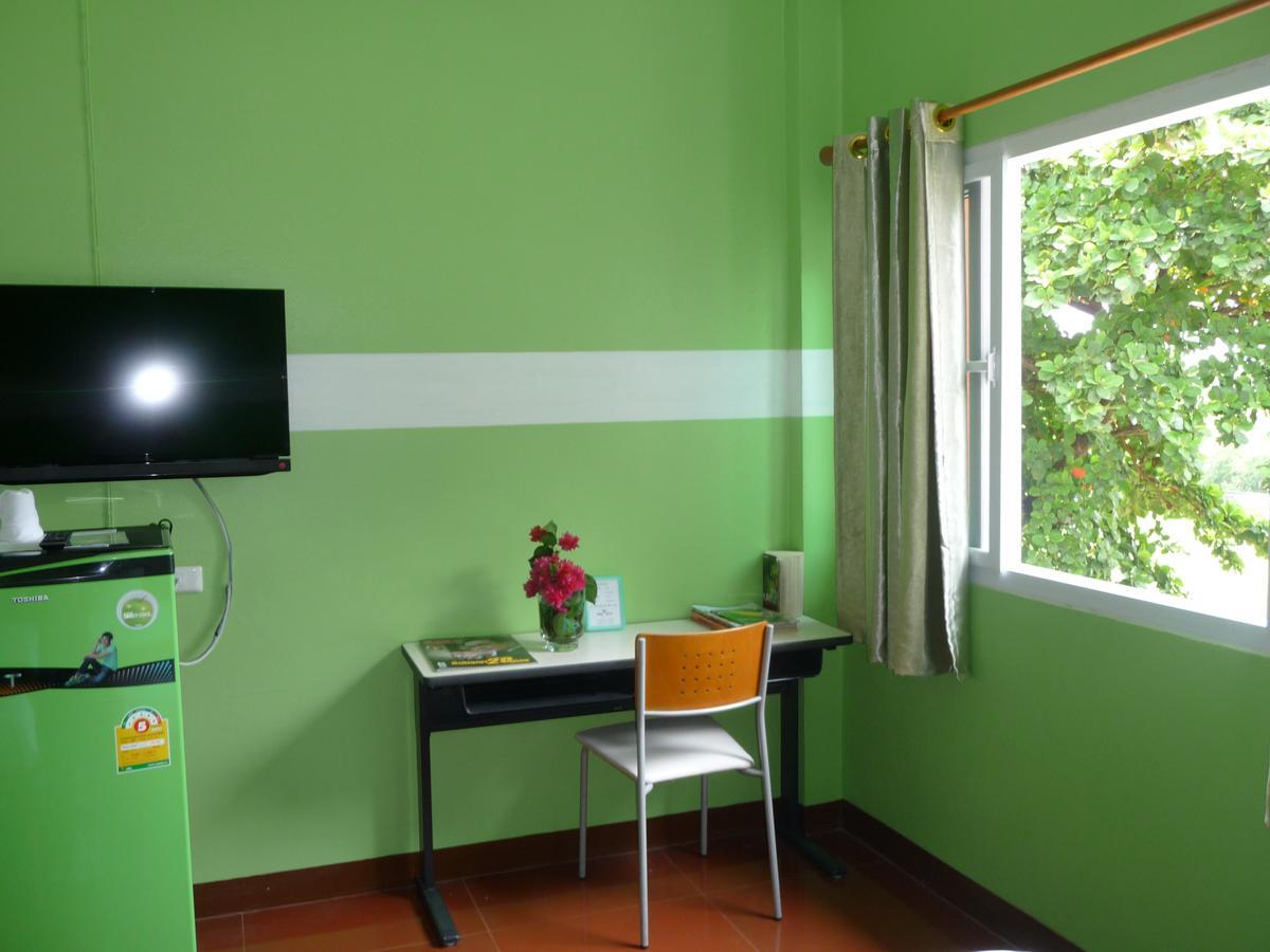 Room For You Bangkok Exterior photo